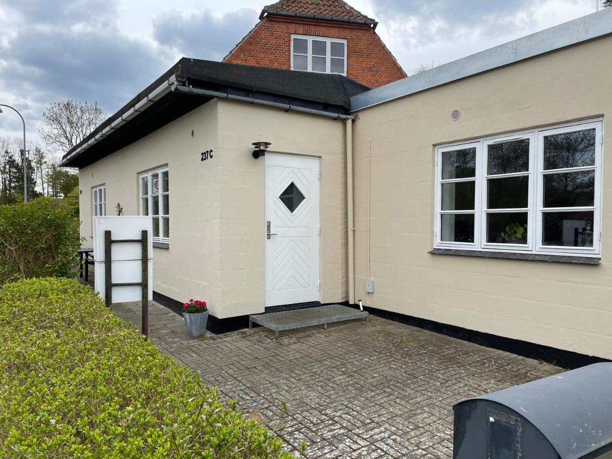 Jonstrupvejens Apartments Lejl C バレルプ エクステリア 写真